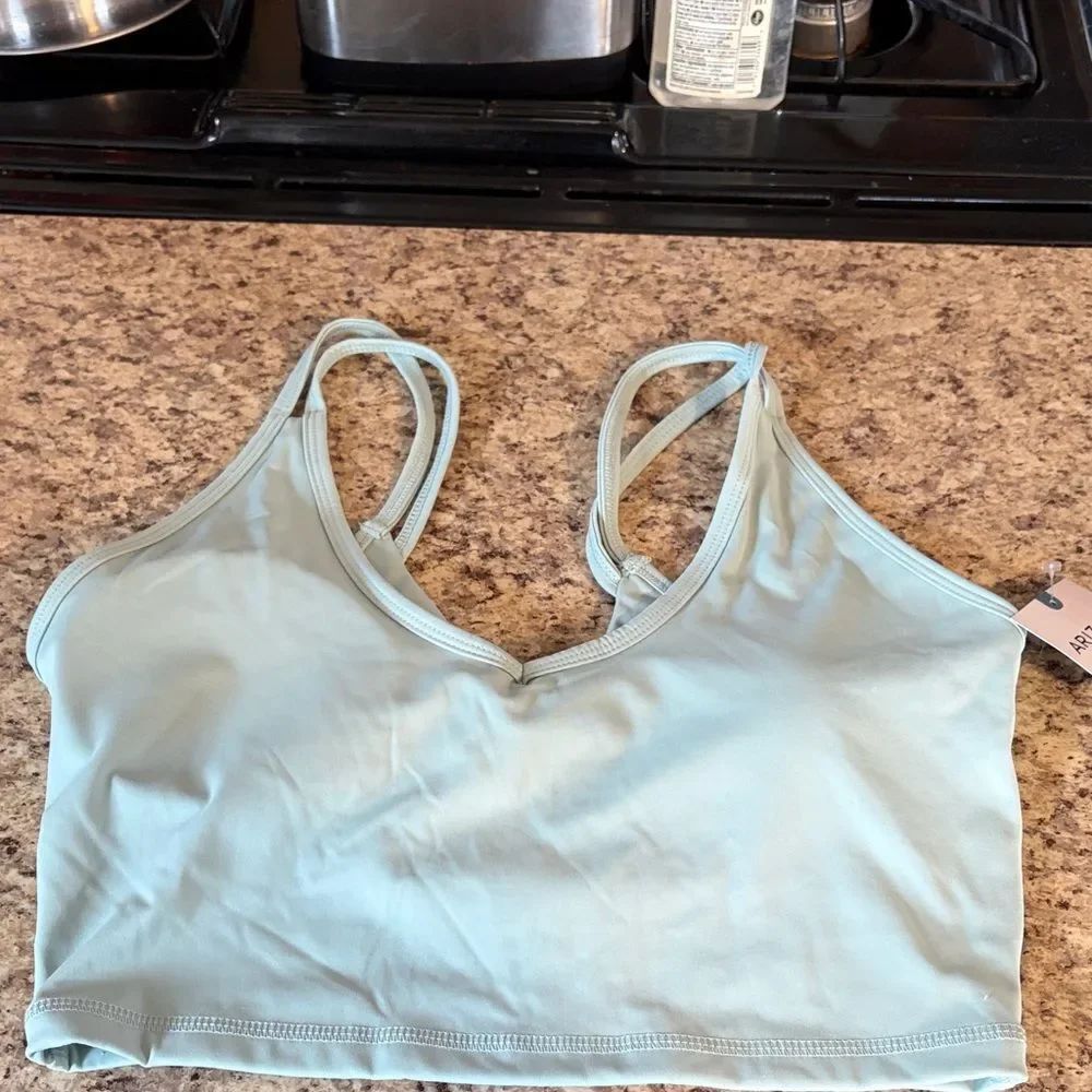Women's Arizona Light Blue Sports Bra size M.  RB1